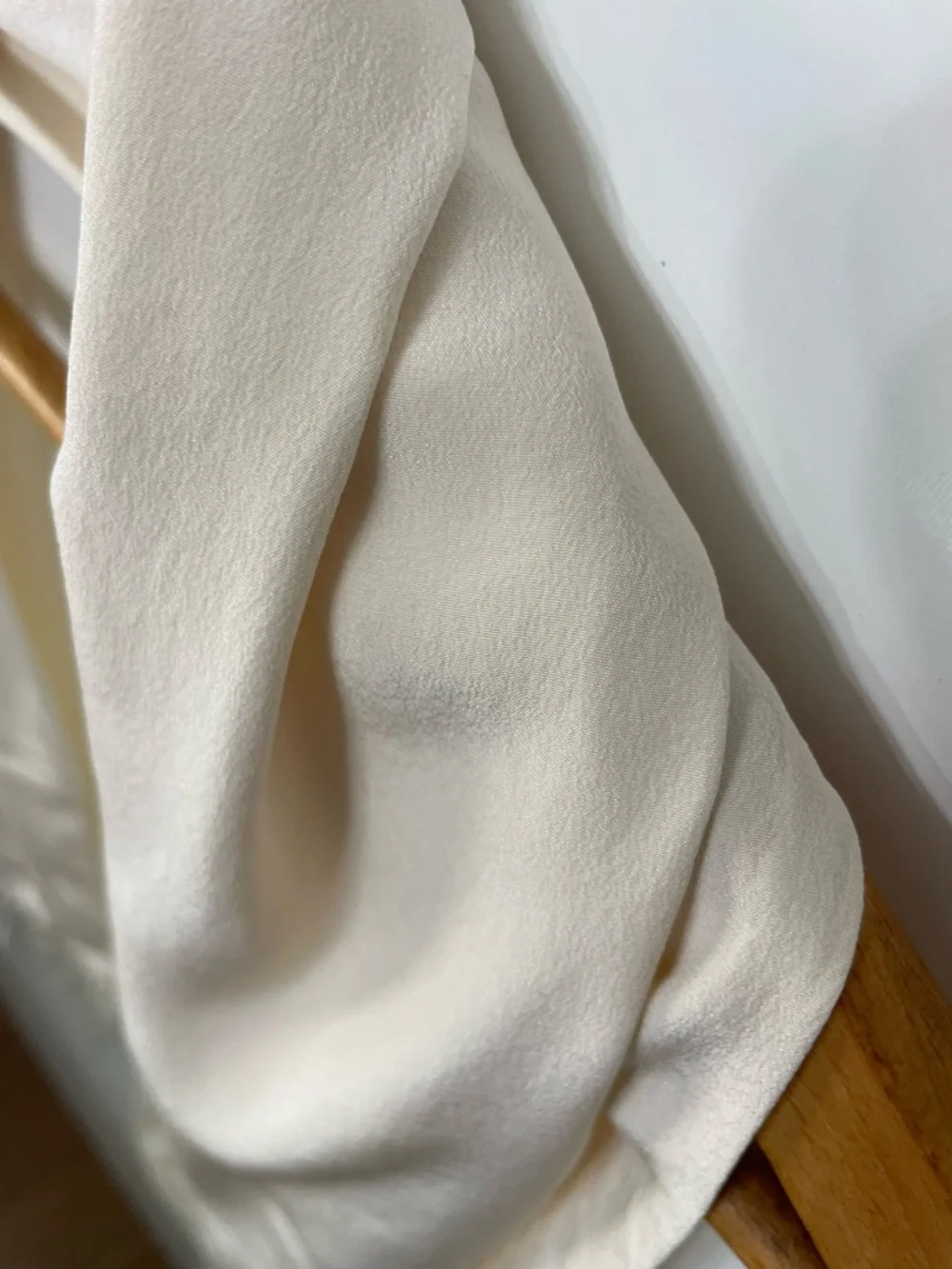 Men’s Ivory Silk Scarf with Fringe
